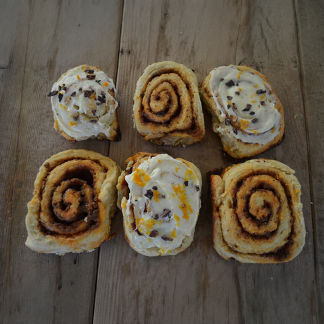 indi chocolate Molé Sweet Rolls